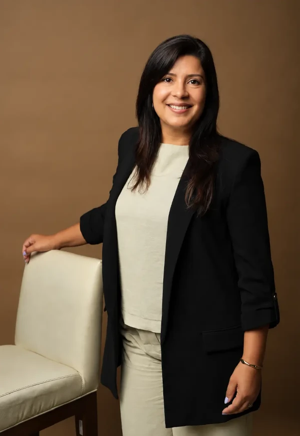 Alessandra Prado, contadora e perita contábil